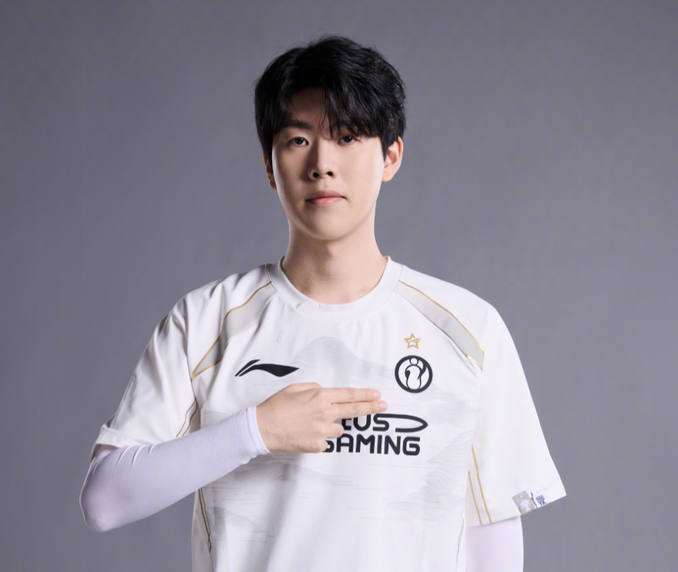 中国足球再 中国足球再