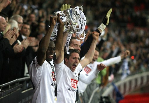 他用稳定的 他用稳定的